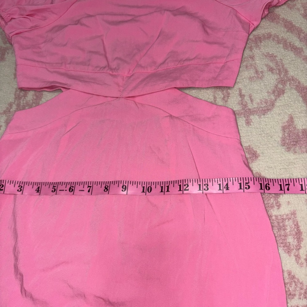 Hazel & Olive Fitted Pink Mini Dress Side Cutout and Puff Sleeves Women’s S - Picture 3 of 10